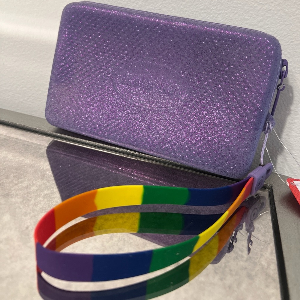 NWT 🌈 Havianas PRIDE glitter bag / wristlet